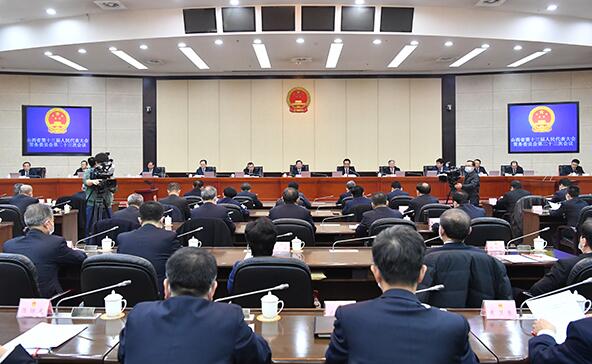韋韜簡歷：山西省委常委、副省長、太原市委書記韋韜，曾任廣西北部灣港務集團董事長、玉林市市長、柳鋼集團副總經理