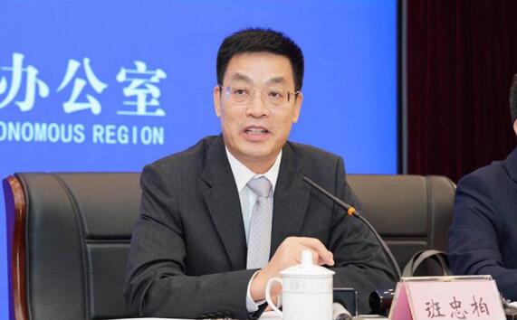 班忠柏簡歷：廣西政協民族和宗教委主任班忠柏，曾任廣西民宗委主任，防城港市長