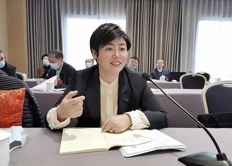 歐彥伶簡歷：河池市商務局局長歐彥伶，曾任羅城縣副縣長、人大副主任