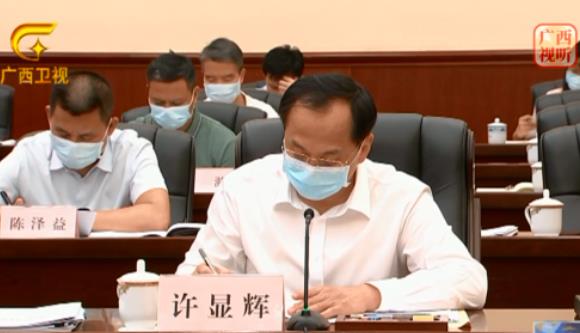 許顯輝簡歷：廣西自治區政府副主席許顯輝，曾任湖南省副省長、公安廳廳長