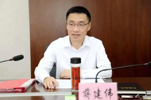 蔣建偉簡歷：貴港市委常委、紀委書記蔣建偉，曾任廣西醫科大學紀委書記